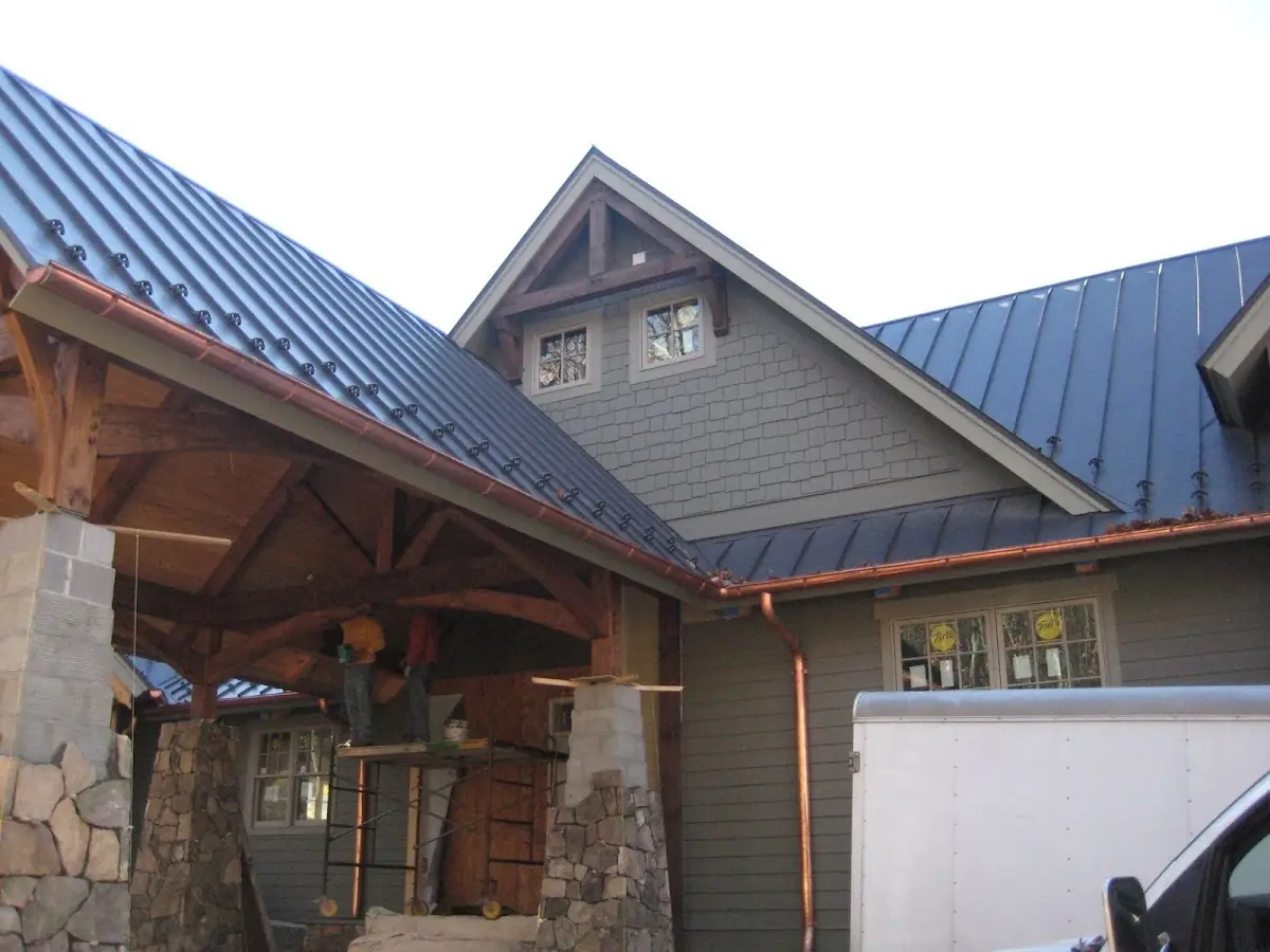 Craftsman Roofing team delivering quality roofing work in Amboy